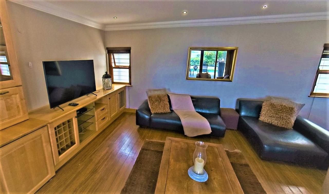 Blaauw Village Guest House Bloubergstrand Zewnętrze zdjęcie