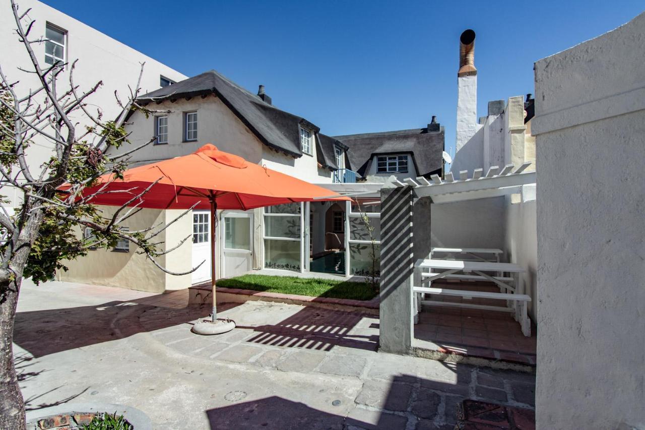 Blaauw Village Guest House Bloubergstrand Zewnętrze zdjęcie